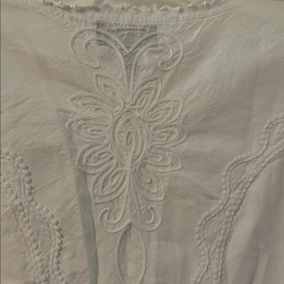 Gretty Zueger High-low Embroidered Tunic Top, Size M